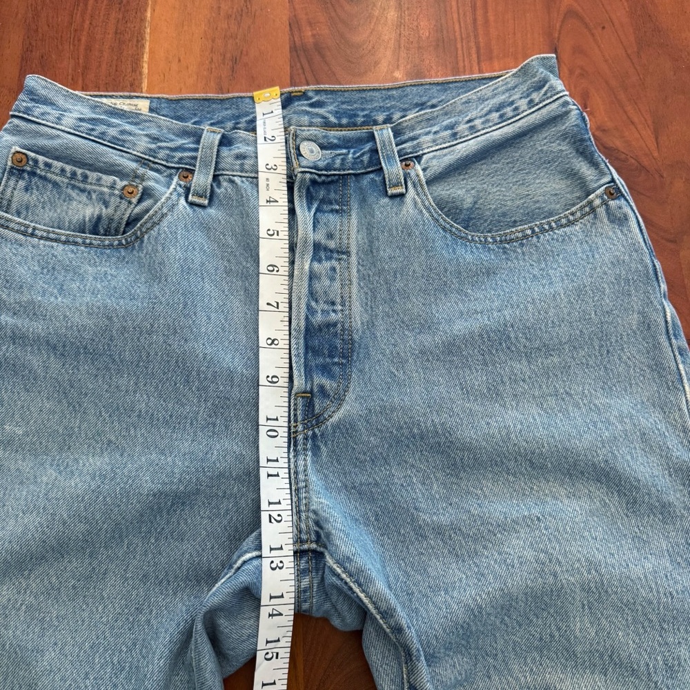 Levi’s 501 Original Light Washed Denim Casual High Rise Jeans 31 Inches Waist. - Picture 10 of 16